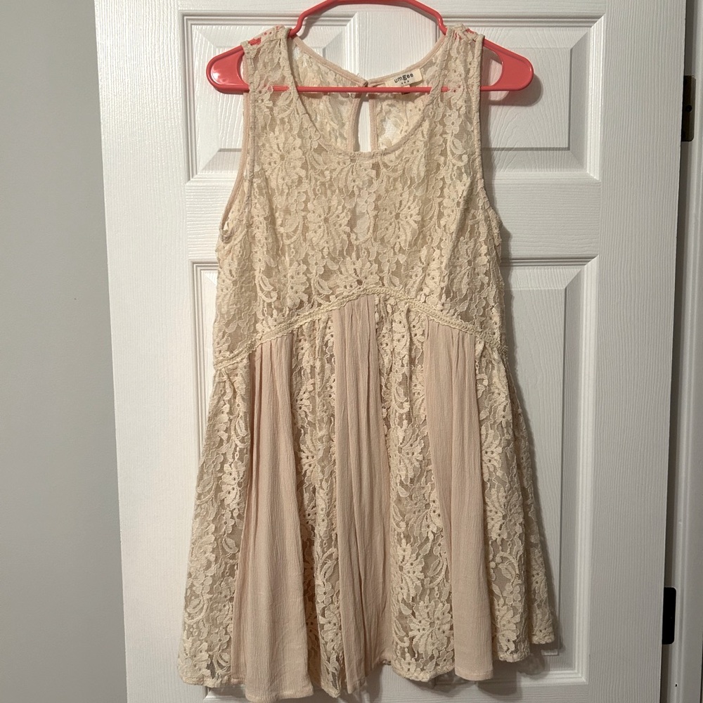 Lace, boutique brand dress